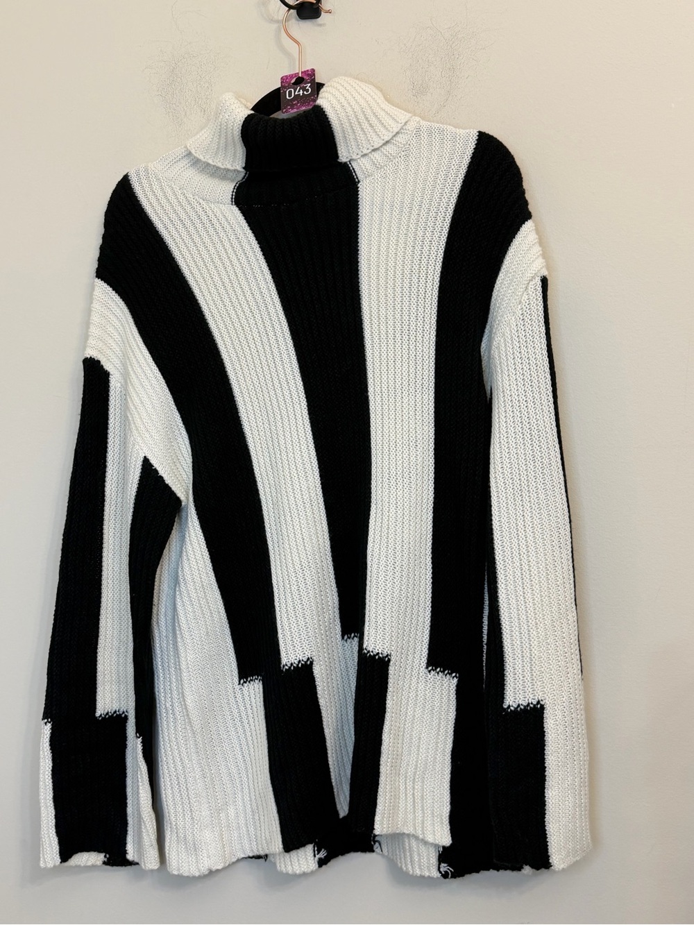 Endless Blu Black White Striped Turtleneck Sweater Women’s Size Small Oversized - Picture 2 of 7
